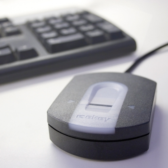 Ekey Logon. Сканер отпечатков пальцев для авторизации без паролей